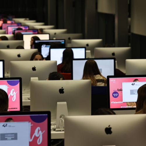 42 Madrid y Fundación ASTI juntos para fomentar el interés de las niñas y las jóvenes por las carreras STEM
